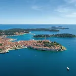 Lovely In With Wifi Апартаменты *